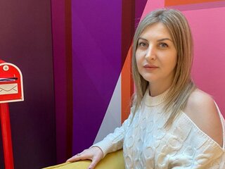 AmeliaFletcher shows sex cam