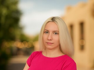 AnnaMaisie ass hd amateur