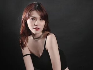 KanMien live shows webcam