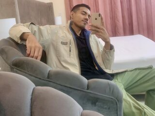 MikaelSunshine video webcam adult