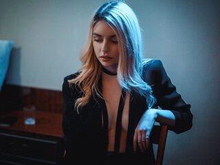MistyPrine cam xxx show